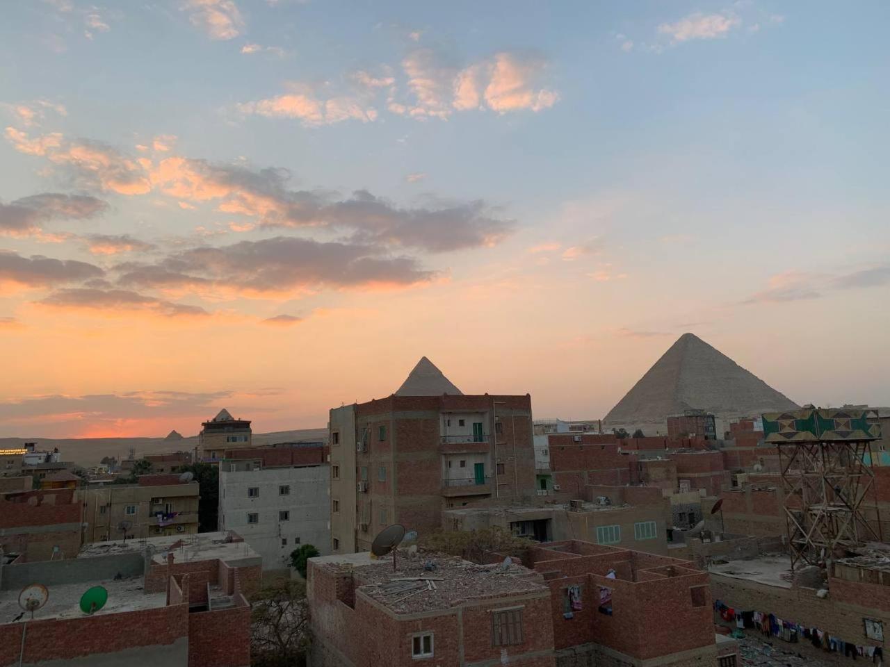 Merit Pyramids View Kairo Bagian luar foto